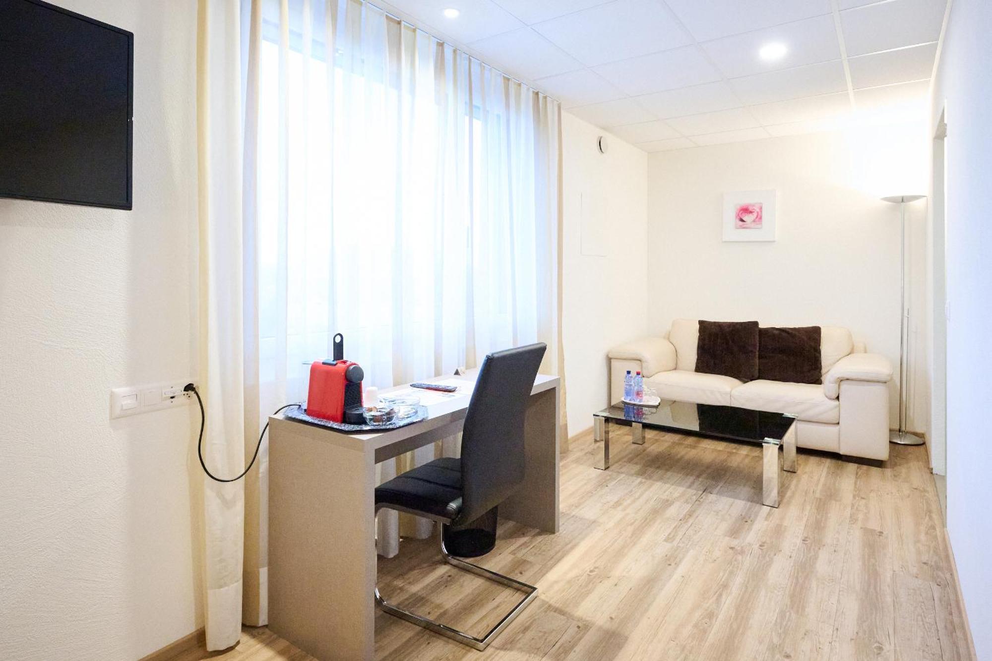 Smart Kreisel --self Check-in Hotel