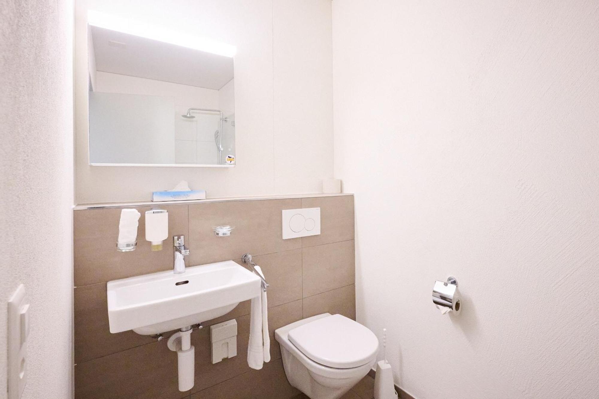 Smart Kreisel --self Check-in 3*